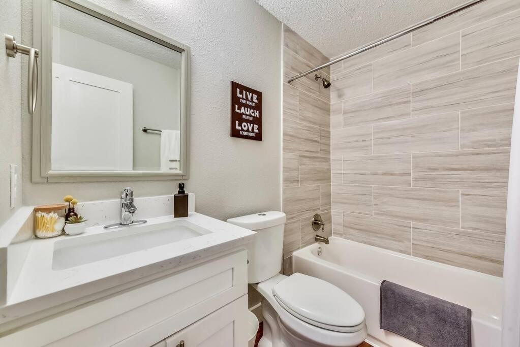 Near Downtown Dallas - The Dapper Charm Экстерьер фото